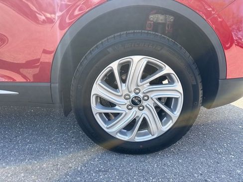 Used 2025 Lincoln Corsair FWD image 14