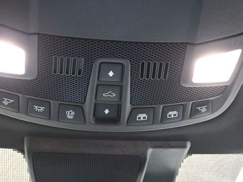 Used 2022 Ford F250 Lariat w/ Black Appearance Package image 24