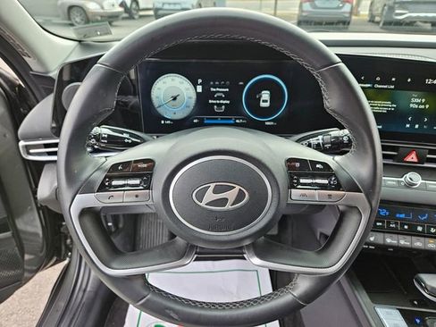 Used 2024 Hyundai Elantra SEL w/ Convenience Package FWD image 30