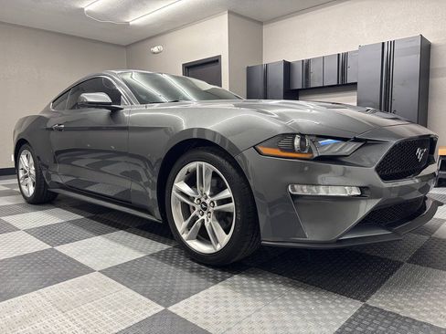 Used 2020 Ford Mustang Premium w/ Pony Package RWD image 4