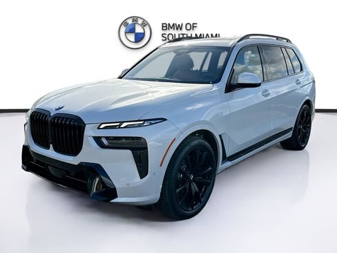 New 2027 BMW X7 xDrive40i image 3