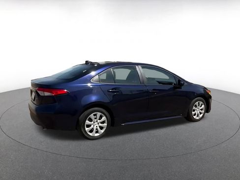 Used 2025 Toyota Corolla LE image 15