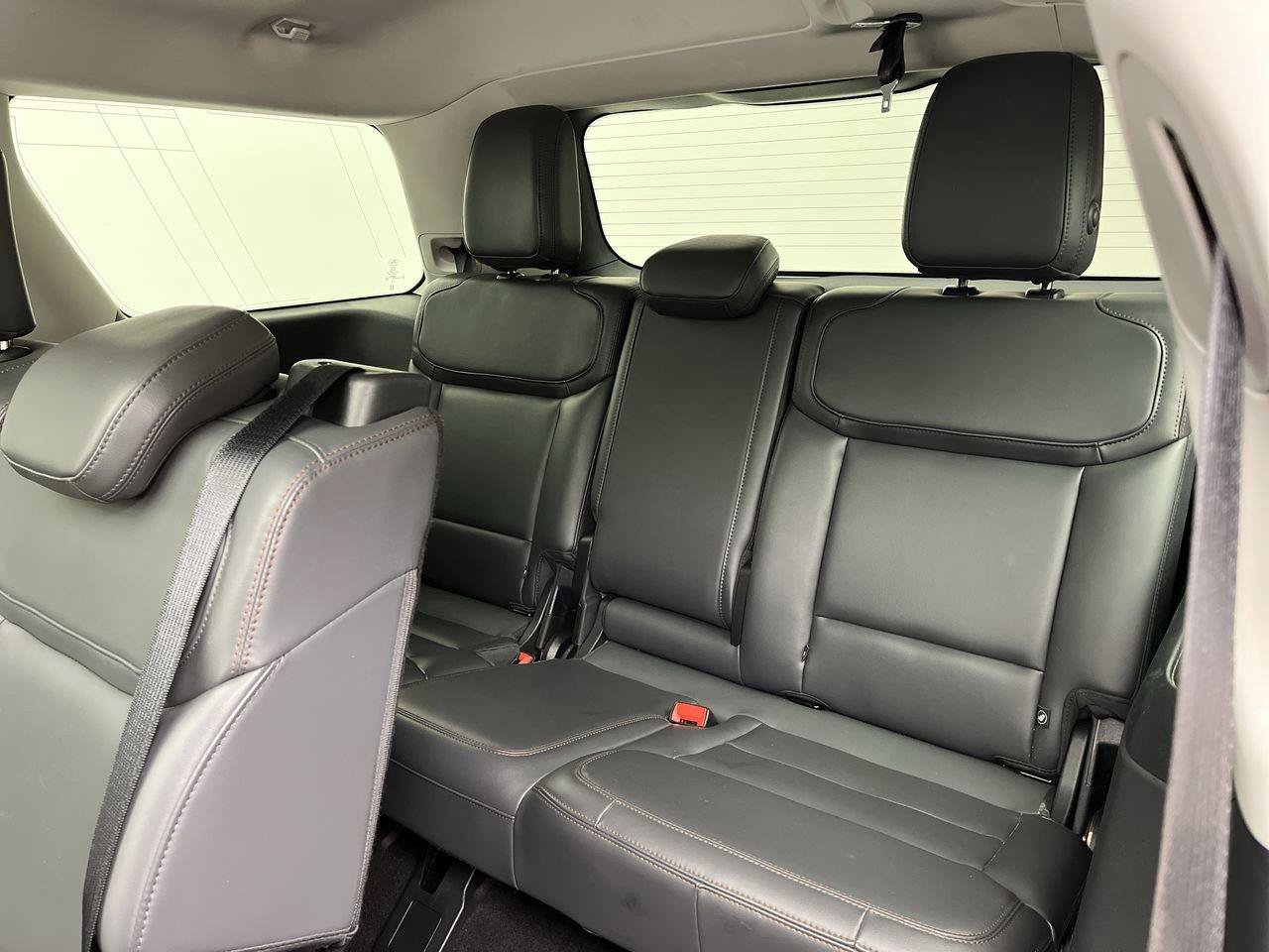 Certified 2025 Ford Expedition Active AWD/4WD image 16