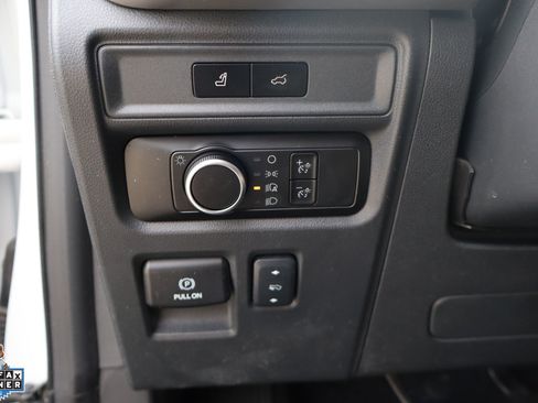 Used 2024 Ford Expedition Max XLT AWD/4WD image 14