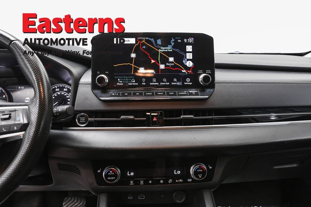 Used 2024 Mitsubishi Outlander SE AWD/4WD image 14
