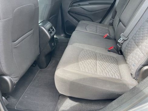 Used 2018 Chevrolet Equinox LT FWD image 17