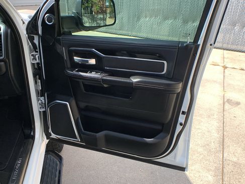 Used 2020 RAM 2500 Laramie AWD/4WD image 30