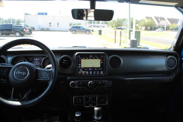Used 2022 Jeep Gladiator Sport AWD/4WD image 14