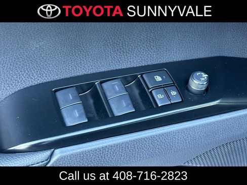 Used 2026 Toyota Camry XLE FWD image 17