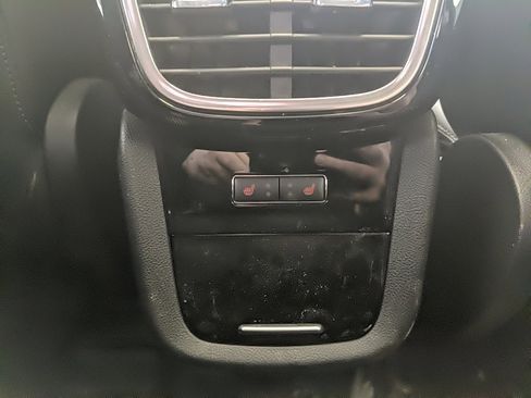 Certified 2022 Lincoln Nautilus Reserve w/ Equipment Group 201A image 17