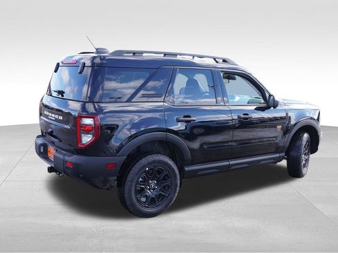Used 2025 Ford Bronco Sport Badlands image 4