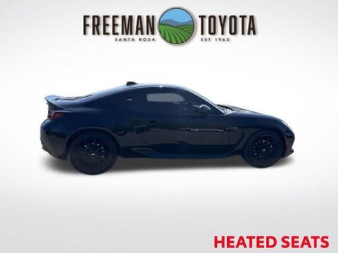 Used 2024 Toyota GR86 Premium RWD image 4