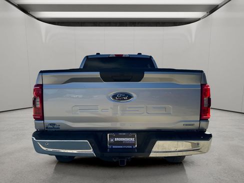 Used 2022 Ford F150 XLT image 4