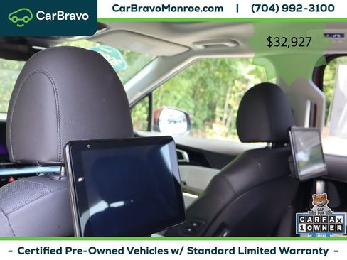 Used 2023 Kia Carnival SX Prestige FWD image 42