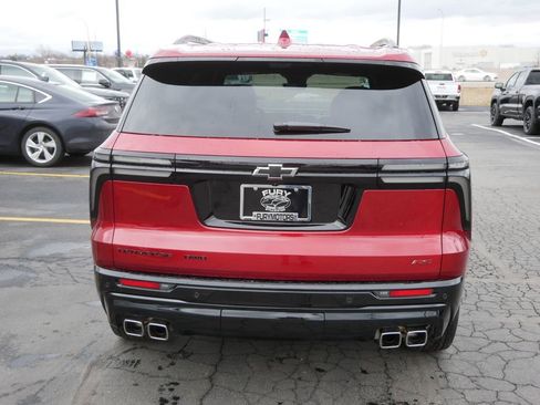 Used 2024 Chevrolet Traverse RS w/ LPO, Floor Liner Package image 6