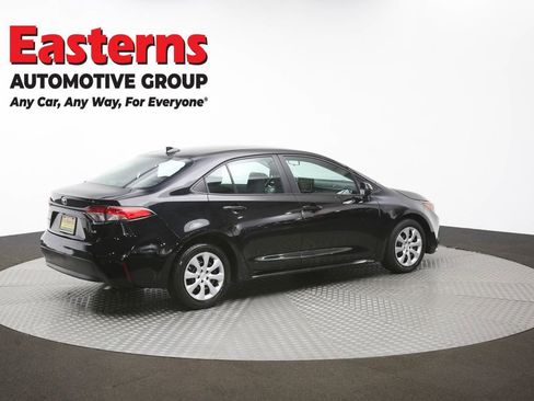 Used 2025 Toyota Corolla LE image 41