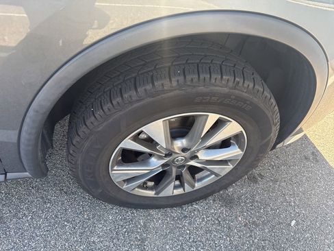 Used 2016 Nissan Murano SV image 17