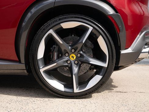 Used 2025 Ferrari Purosangue AWD/4WD image 20