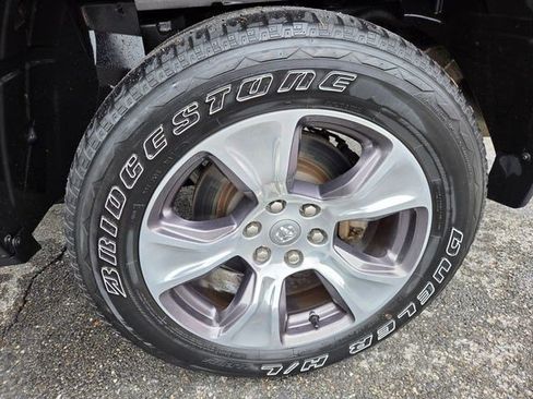 Used 2023 RAM 1500 Laramie image 26