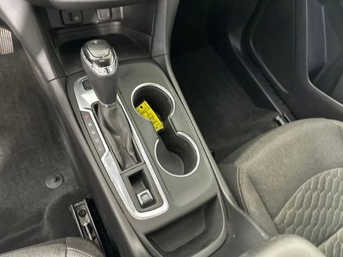 Used 2018 Chevrolet Equinox LT image 20