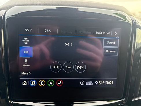 Used 2020 Chevrolet Traverse Premier image 14