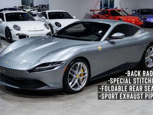 Used 2021 Ferrari Roma RWD image 2