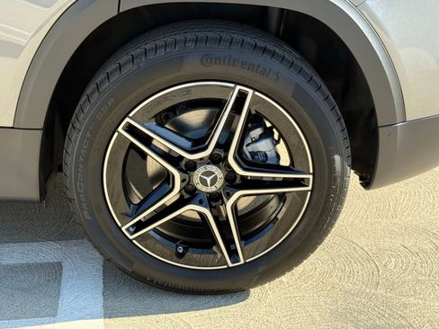 New 2026 Mercedes-Benz GLB 250 image 14