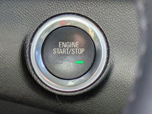 Used 2022 GMC Terrain SLT w/ Infotainment Package II image 32