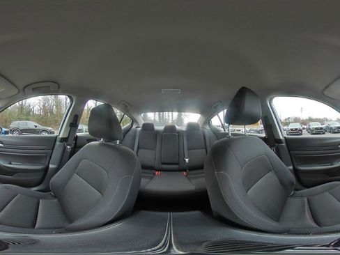 Used 2025 Nissan Altima 2.5 SV image 41