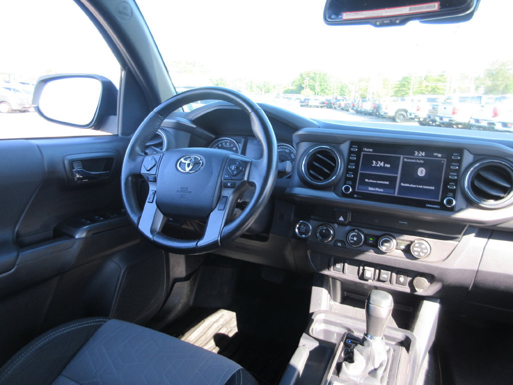 Used 2020 Toyota Tacoma TRD Off-Road AWD/4WD image 22
