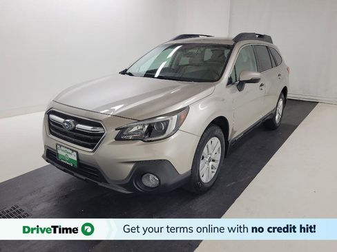 Used 2018 Subaru Outback 2.5i Premium AWD/4WD image 1