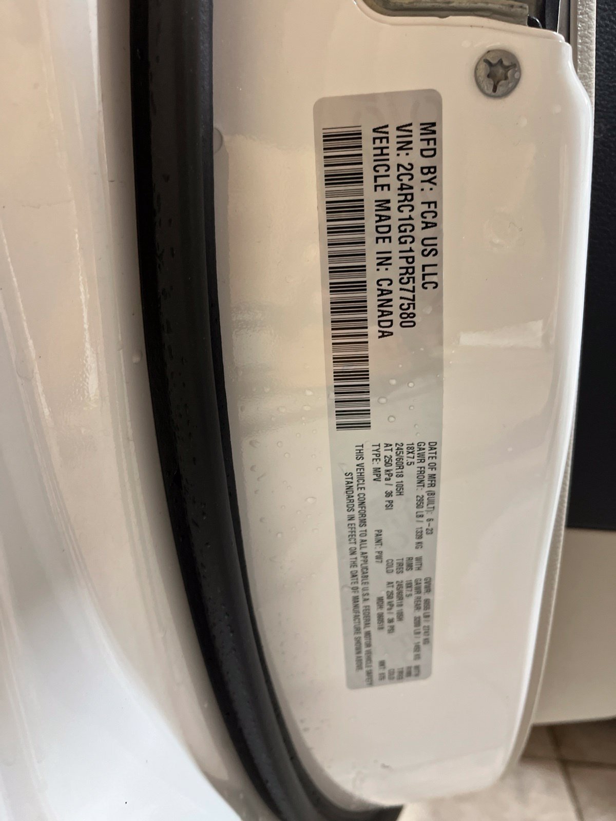 Used 2023 Chrysler Pacifica Limited FWD image 24