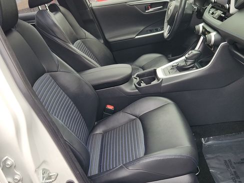 Used 2019 Toyota RAV4 XSE image 34
