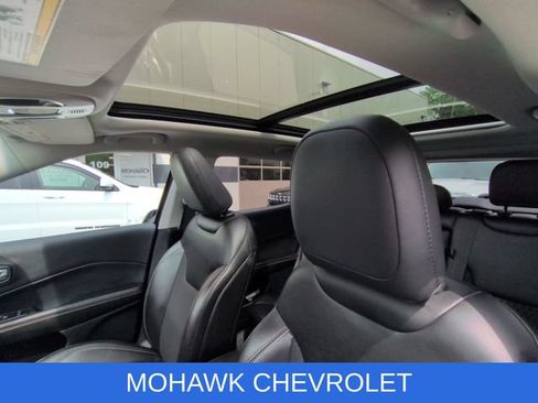 Used 2020 Jeep Compass Latitude AWD/4WD image 20