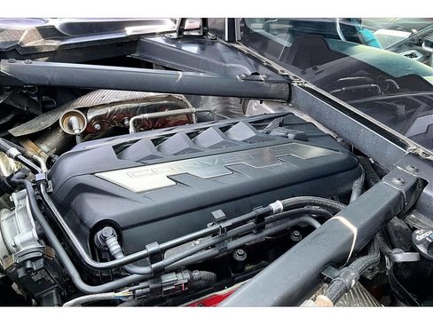 Used 2021 Chevrolet Corvette Stingray Premium Cpe w/ Z51 Performance Package RWD image 44