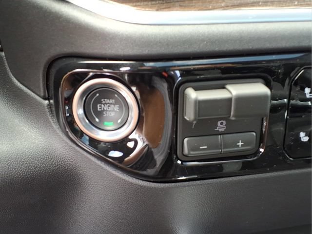 New 2026 Chevrolet Silverado 1500 RST AWD/4WD image 9