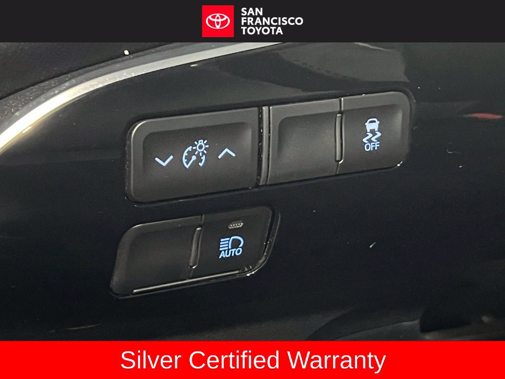Certified 2022 Toyota Prius Prime XLE FWD image 36