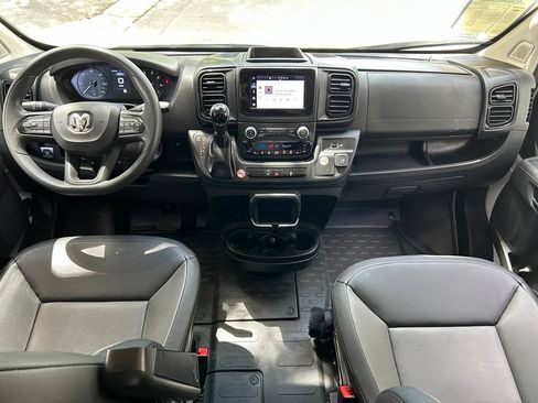 Used 2025 RAM ProMaster 3500 w/ Convenience Group FWD image 11