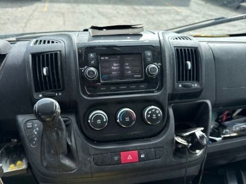 Used 2019 RAM ProMaster 1500 w/ Interior Convenience Group FWD image 2