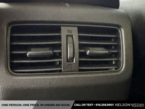 Certified 2025 Nissan Rogue SV FWD image 23