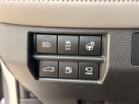 Used 2019 Toyota Avalon Limited w/ Advanced Safety Package FWD image 22