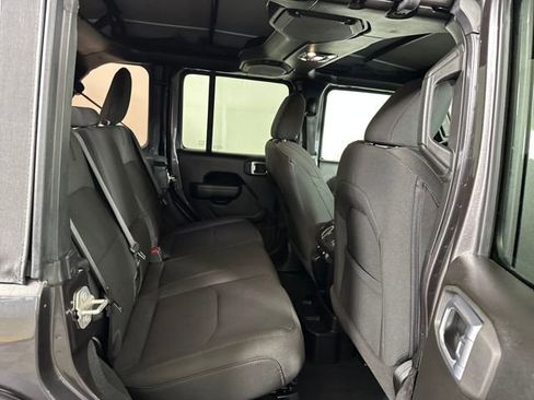 Used 2023 Jeep Wrangler Unlimited w/ Cold Weather Group image 27