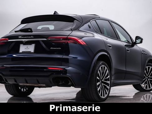 Certified 2023 Maserati Grecale Modena image 9