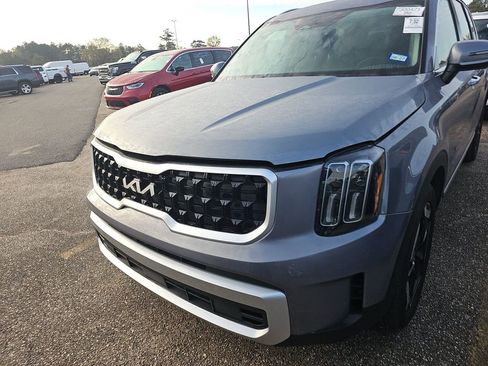 Used 2025 Kia Telluride S image 1