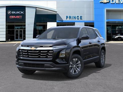 New 2026 Chevrolet Equinox LT w/ Convenience Package II FWD image 30