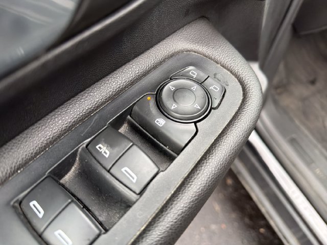 Used 2022 GMC Terrain SLE w/ Driver Convenience Package AWD/4WD image 14