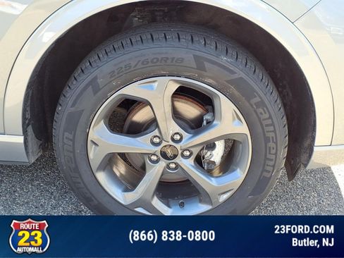 Certified 2024 Ford Escape ST-Line image 8