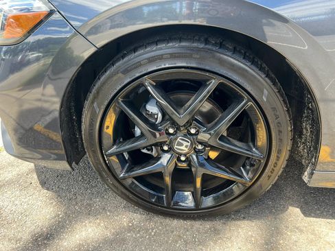 Used 2025 Honda Civic Sport image 10