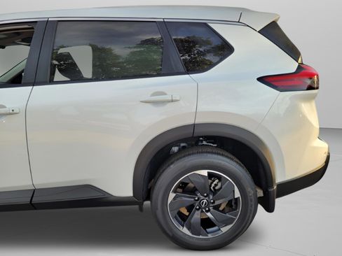 New 2026 Nissan Rogue SV image 8
