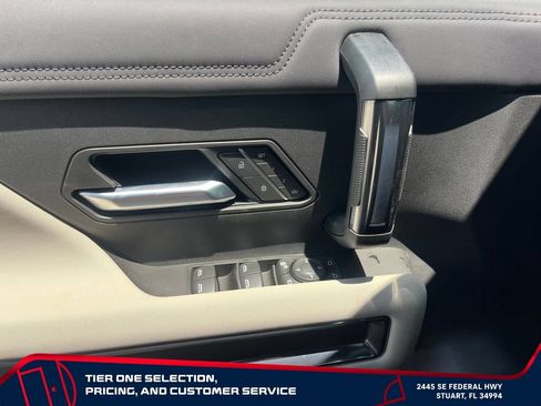 New 2026 GMC Hummer EV SUV AWD/4WD image 16
